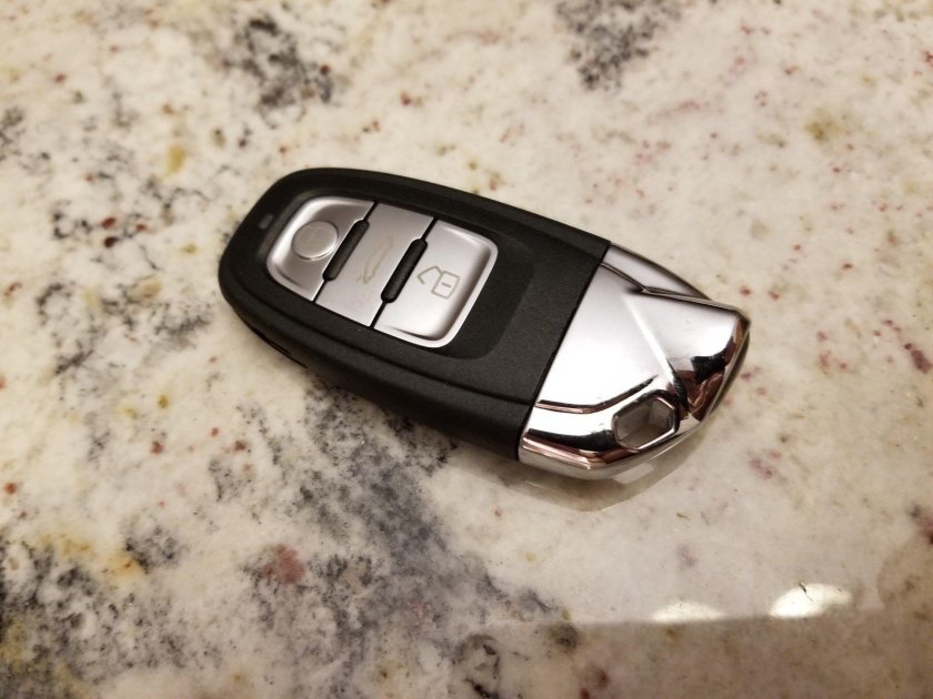 Ключи от Lamborghini Urus