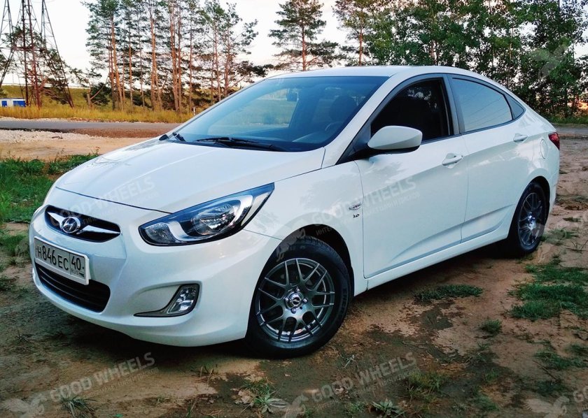 Hyundai Solaris 2011 r16