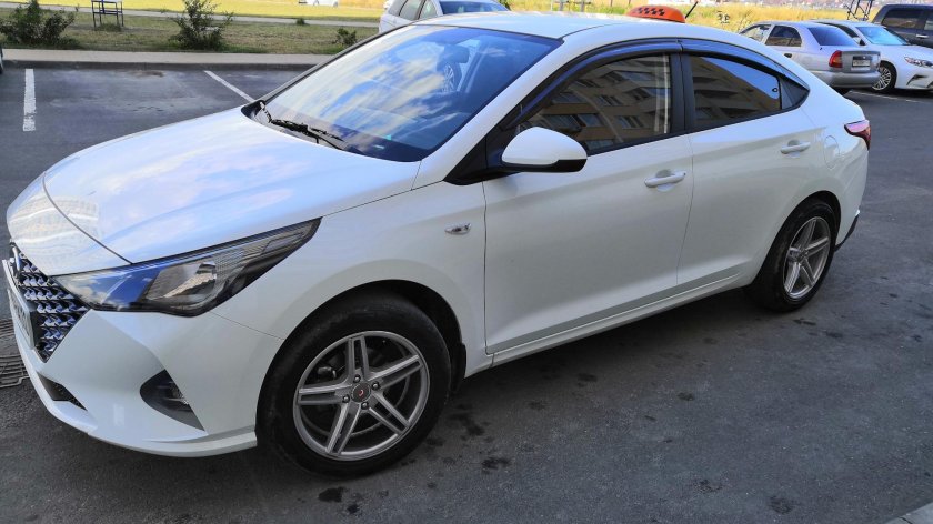 Hyundai Solaris 2021 на дисках