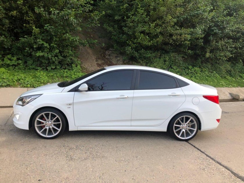 Hyundai Solaris 1 r17