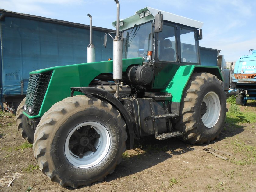 Трактор Бизон т 150