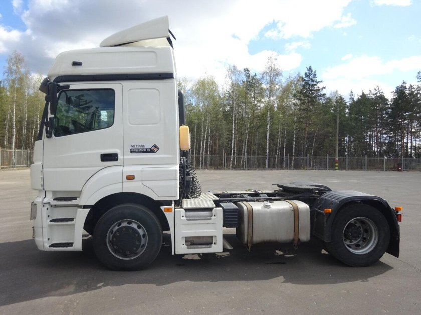 КАМАЗ-5490-s5 седельный тягач