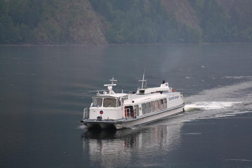 Заря 343р Красноярск теплоход