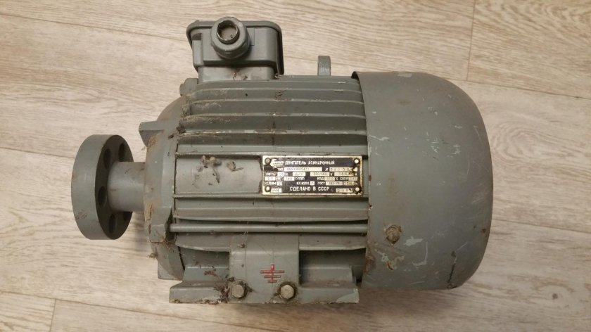 Двигатель асинхронный 3кв СССР