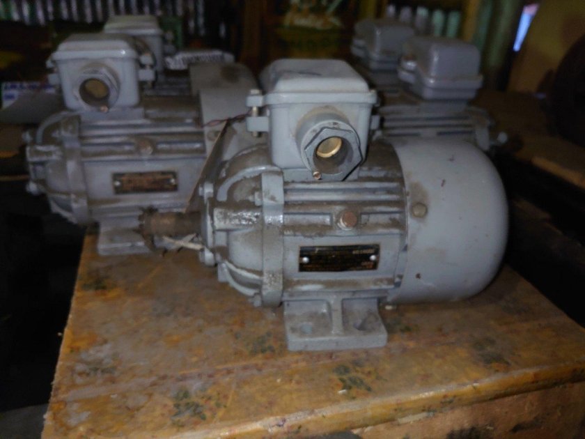 Двигатель АОММ 11-2 тм5 0.75 кв 380в