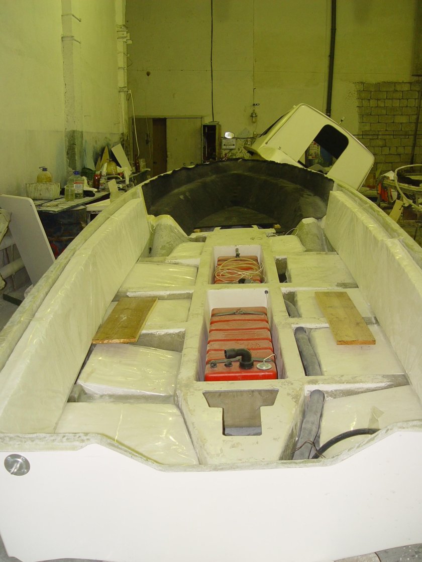 Лодка Грикон 005