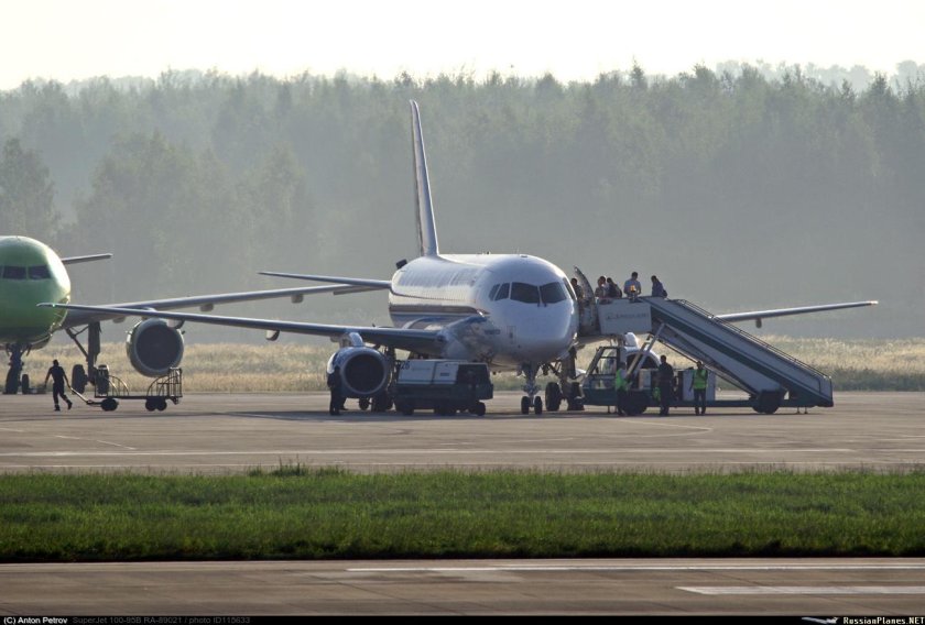 Региональные самолеты сухого