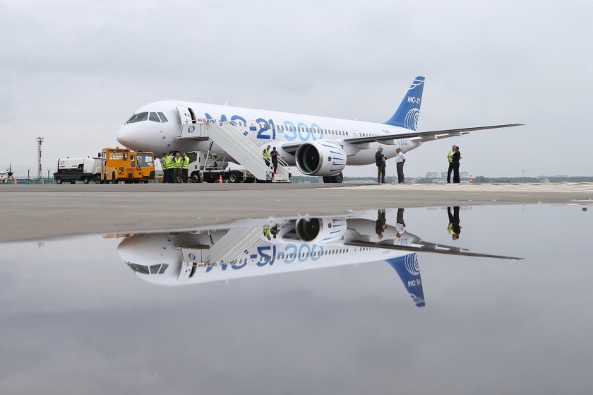 Мантуров самолет