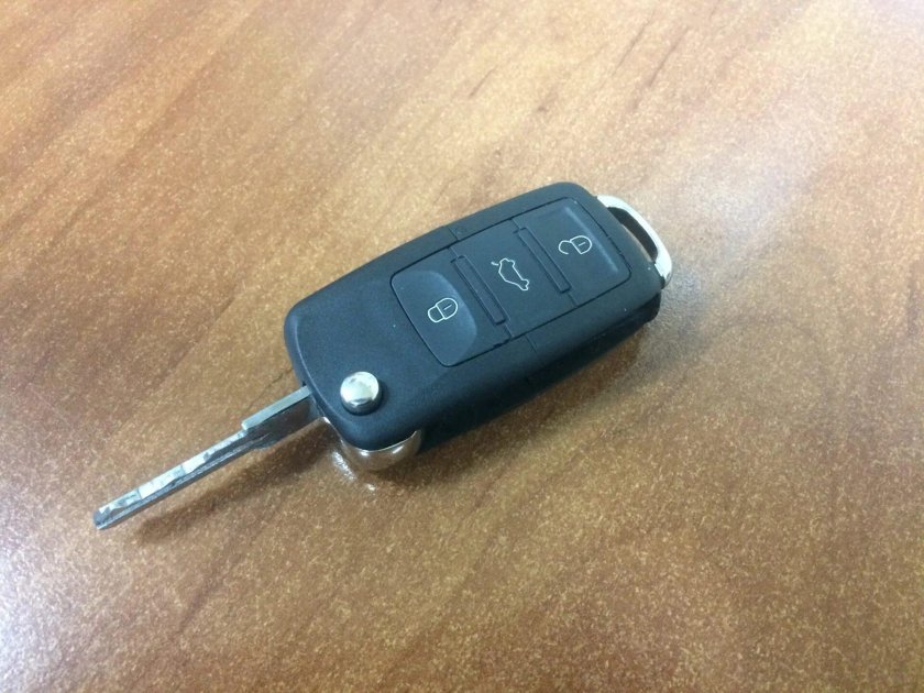 Раскладной ключ УАЗ Патриот 2007г