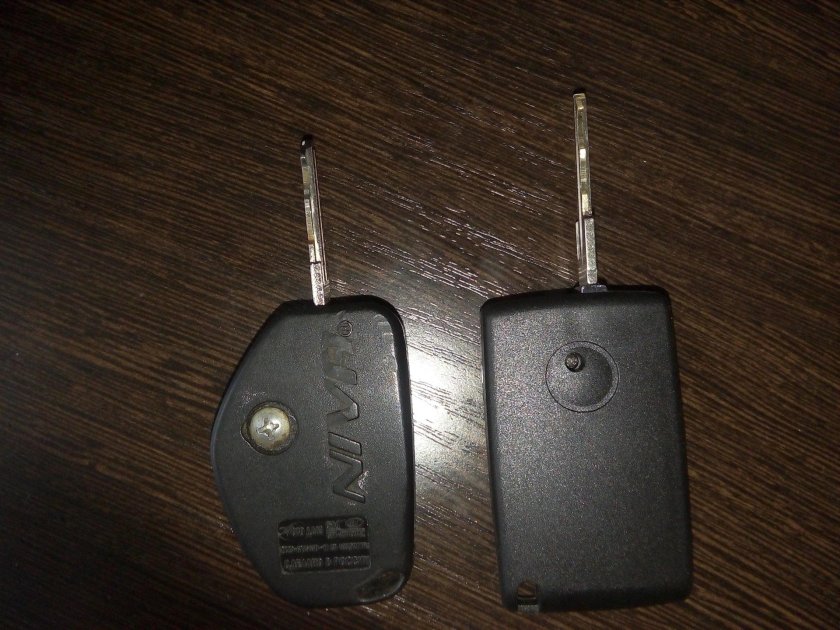 Складной ключ УАЗ Патриот