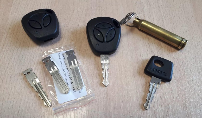 Ключ от зажигания УАЗ Патриот