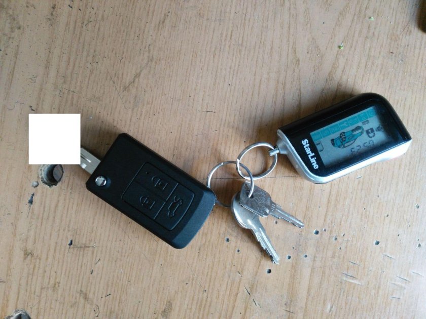 Откидной ключ УАЗ Патриот