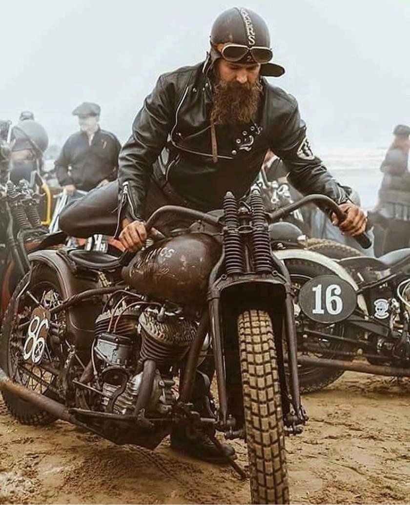 Харлей Дэвидсон чоппер