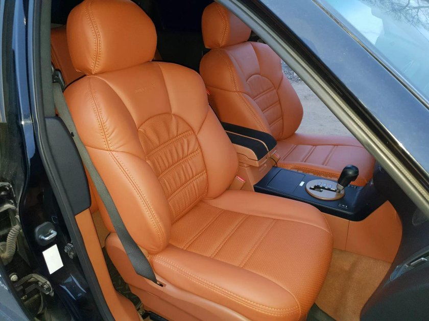 Чехлы на Инфинити fx35