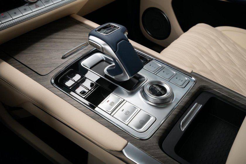 Tank 500 фото салона