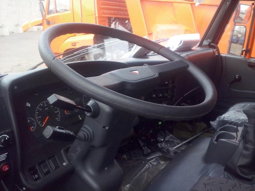 2004 КАМАЗ 6520 кабина