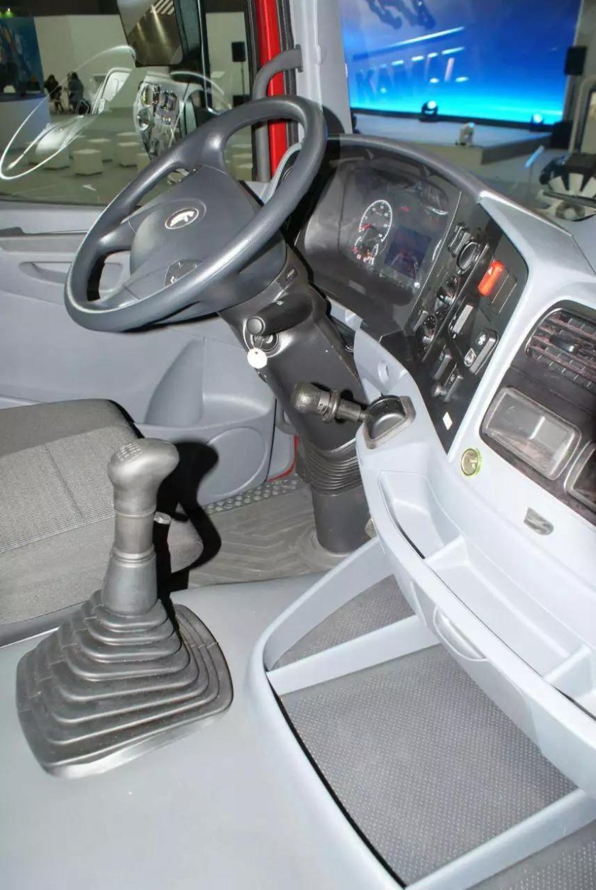 КАМАЗ 6520 Люкс кабина