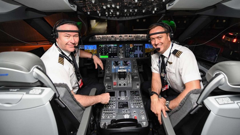 Пилот самолета