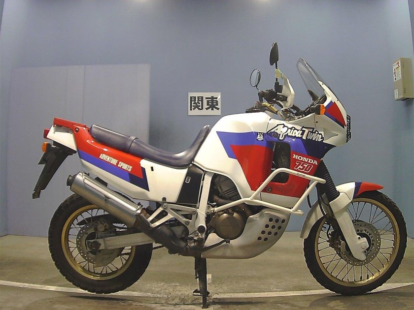 Африка Твин 750