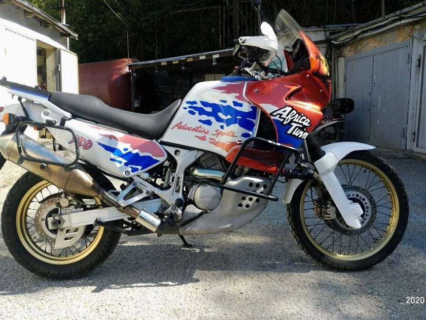 Honda Africa Twin 750 1998