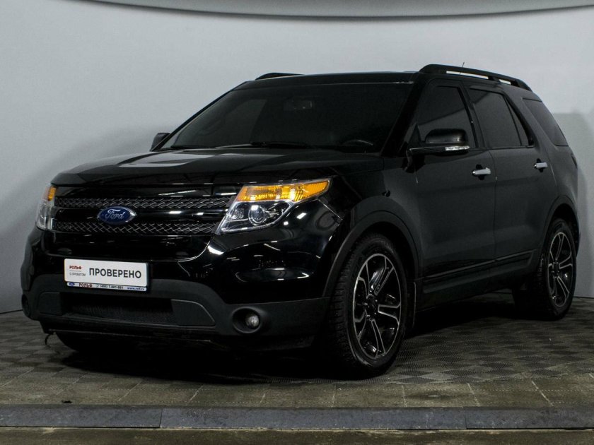 Ford Explorer 2013 черный