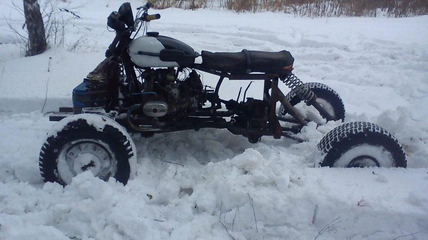 Квадроцикл из Урала с раздаткой от Нивы