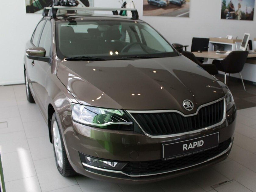 Шкода Рапид 2019 черная