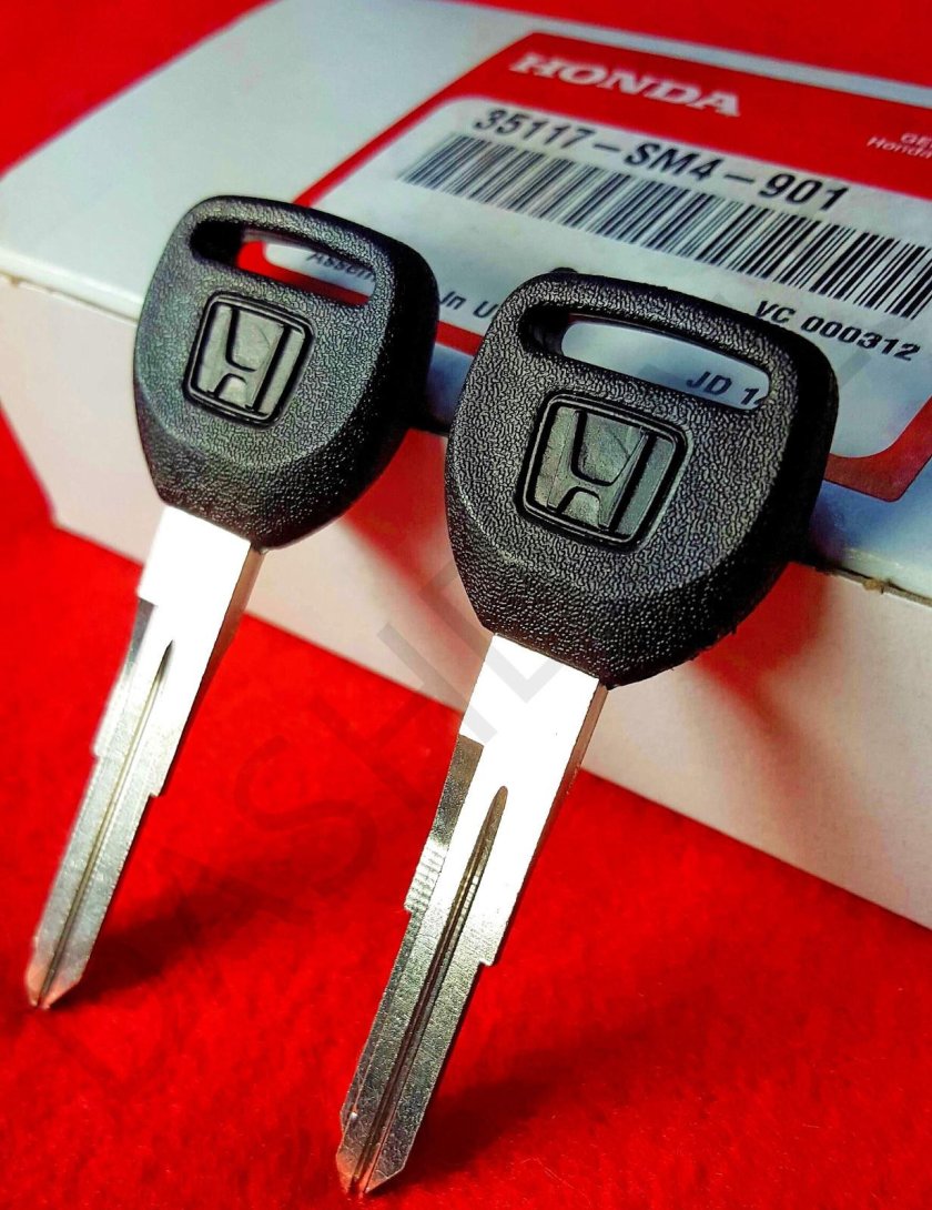 Ключ Хонда фит 2001