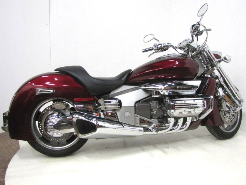 Honda Valkyrie Rune 2004