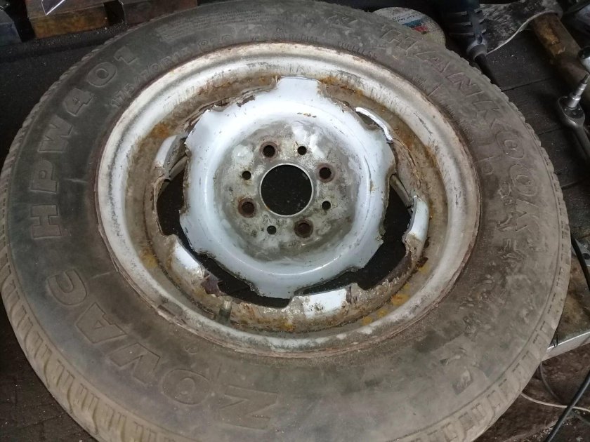 Диск колеса r13 Ока