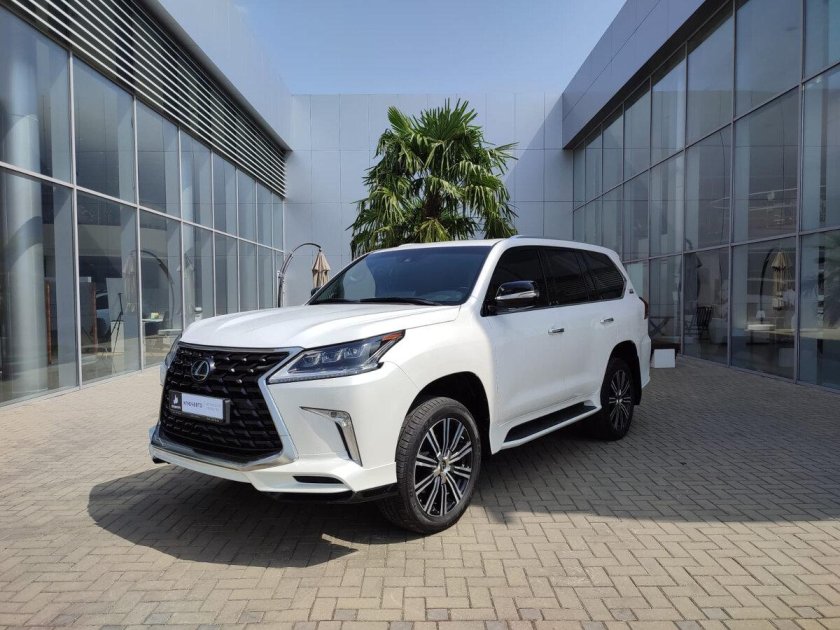 Lexus LX 2021