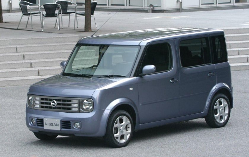 Nissan Cube 3
