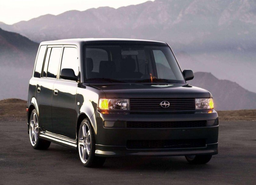 Toyota Scion XB 2003