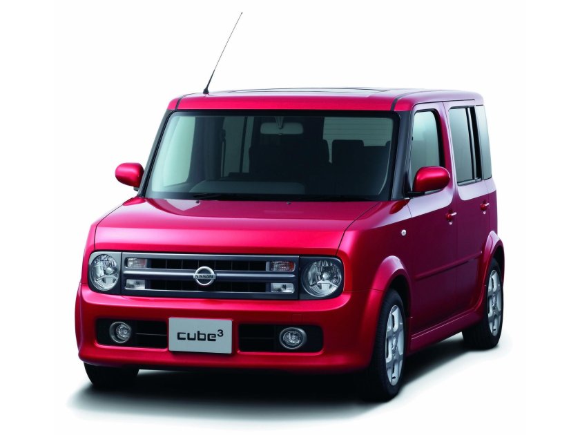 Nissan Cube 3