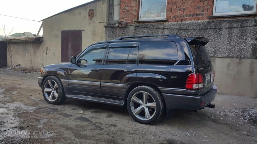 Обвес на Лексус ЛХ 470