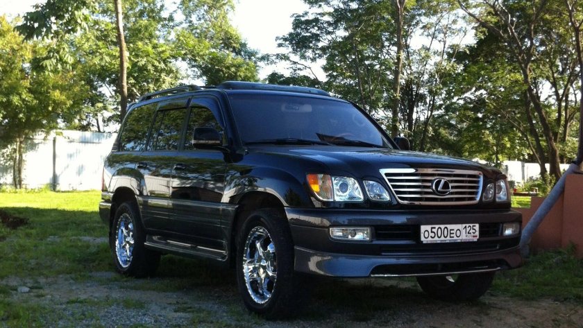 Lexus LX (uzj100)