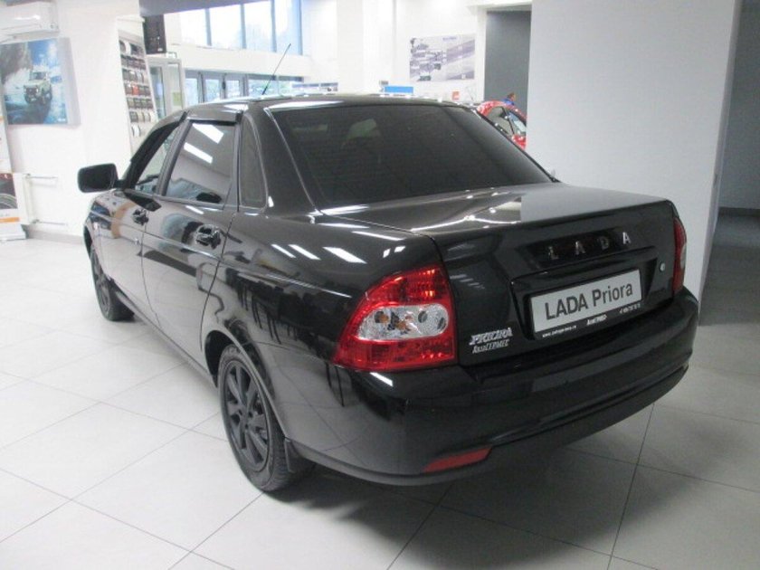 Лада Приора Блэк эдишн 2018
