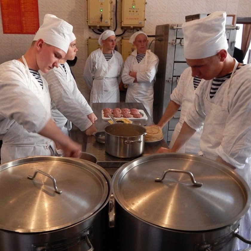 Кок судовой повар