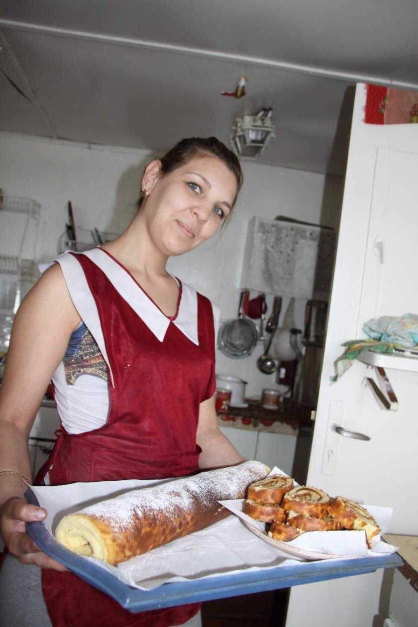 Женщина повар на судне