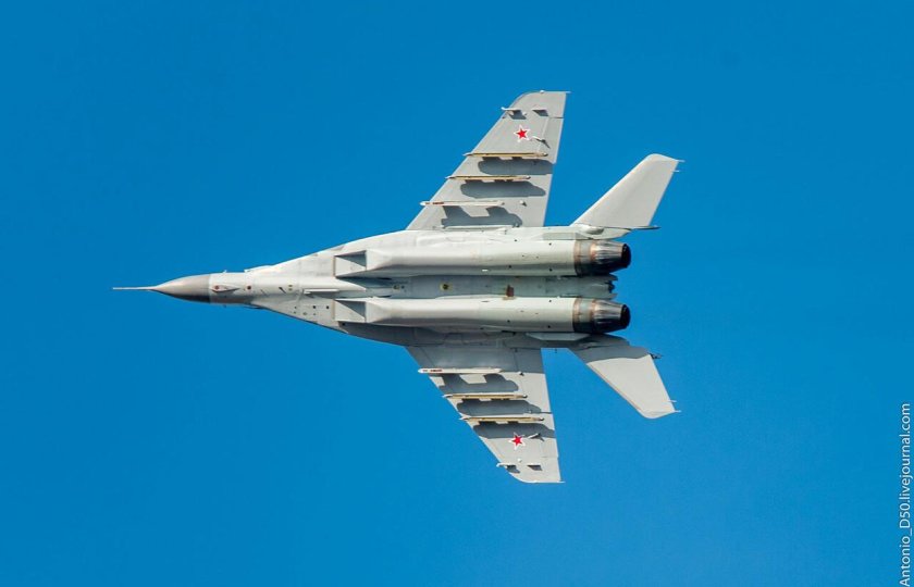 Миг 29 вид снизу