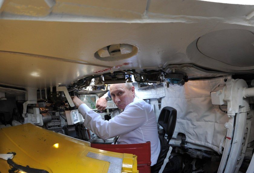 Т 90м место механика водителя