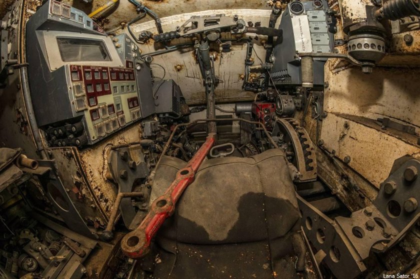 Т90 кабина механика