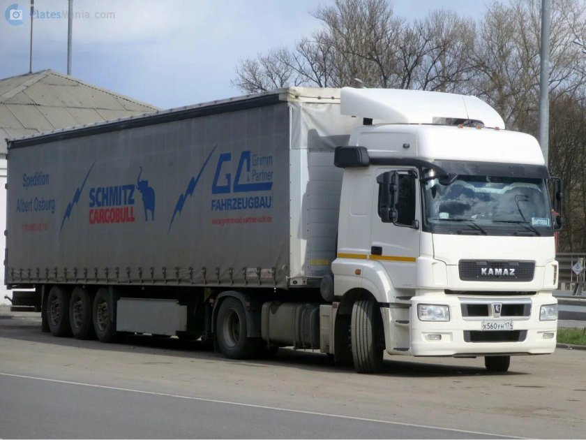 КАМАЗ 5490 Нео с полуприцепом