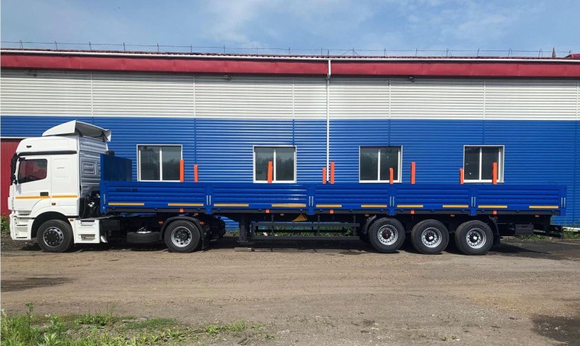 КАМАЗ 5490 С полуприцепом бортовой