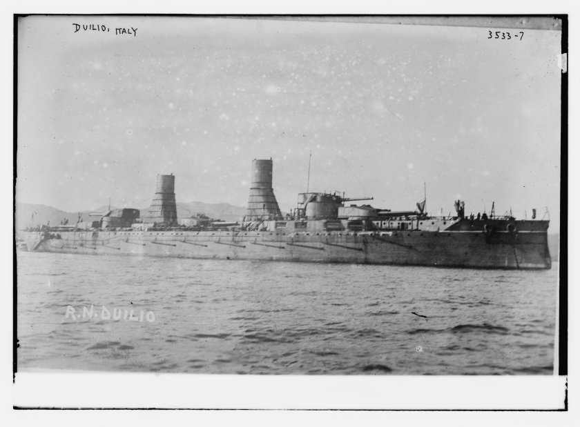 Кайо Дуилио броненосец