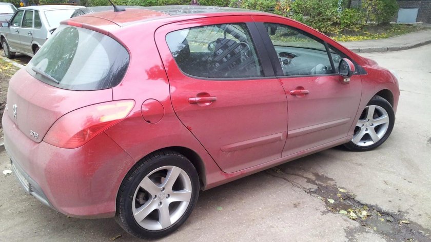 225/45/17 Пежо 308