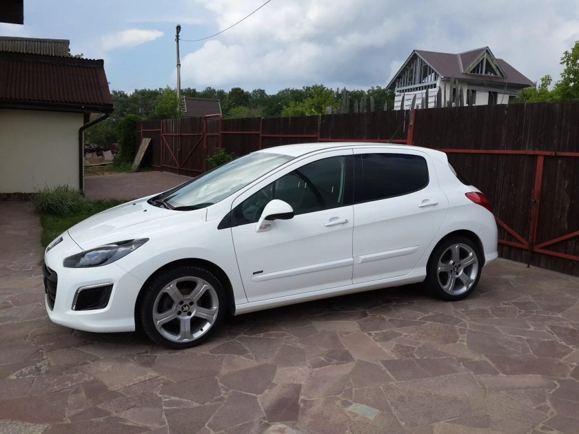 Peugeot 308 r16
