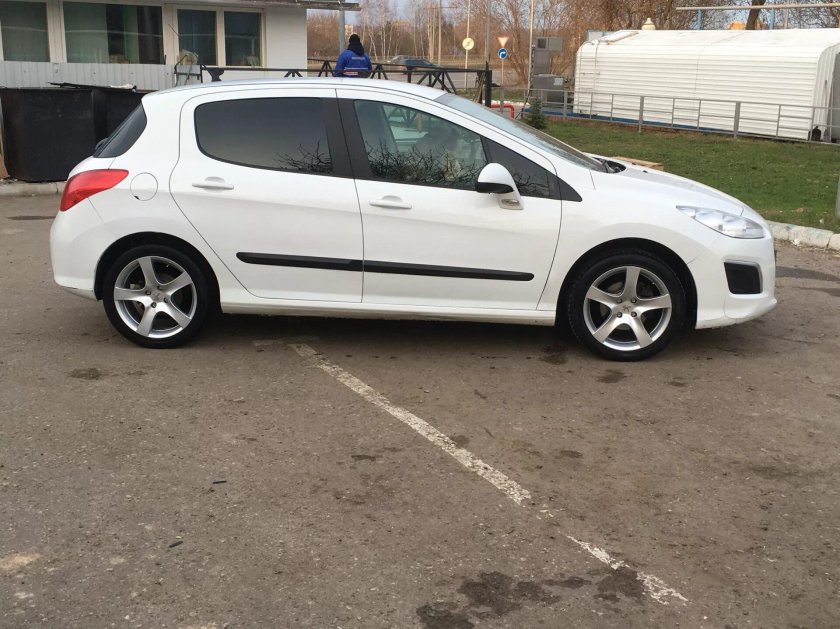 Peugeot 308 r17