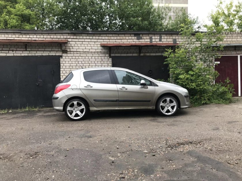 Peugeot 308 r17