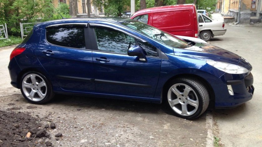Peugeot 308 r16